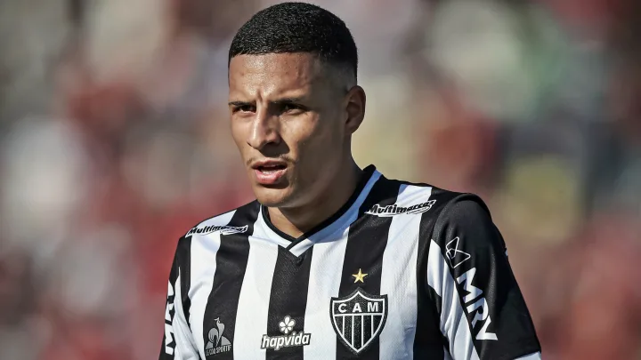 Guilherme Arana segue no galo em 2024 (Foto: Divulgação)