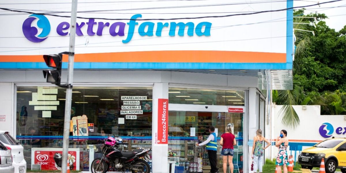 A Extrafarma teve todas as suas unidades compradas pela Pague Menos (Reprodução: Internet)
