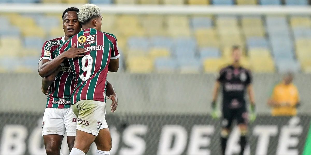 Arias e Jhon Jennedy - (Foto: Internet)
