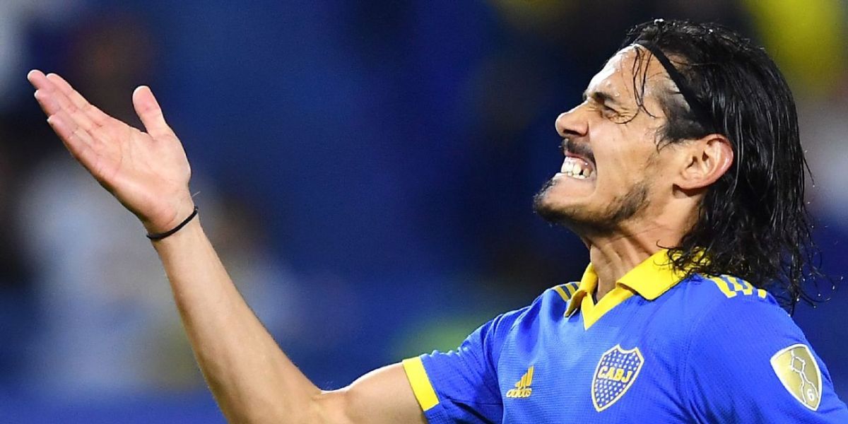 Cavani foi ofereido à Gigante do futebol brasileiro - (Foto: Internet)