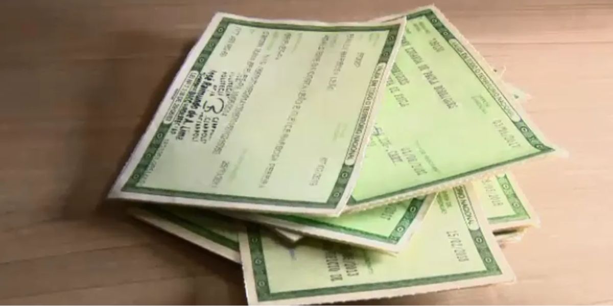O RG tem o seu prazo de validade até o dia 28 de fevereiro de 2032 (Reprodução: Internet)