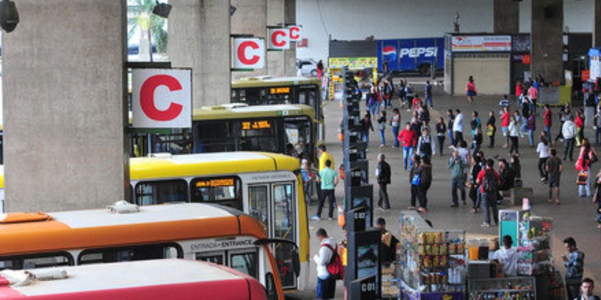 A rodoviária está funcionando normalmente após o acerto entre as partes (Reprodução: Internet)