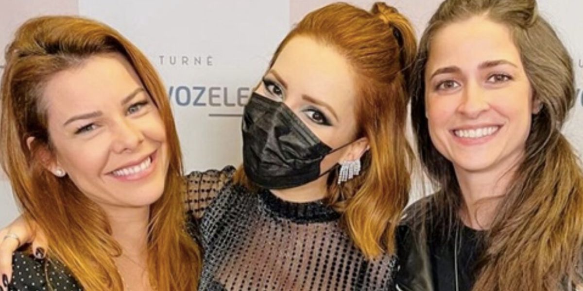 Famosas em show da Sandy (Foto: Reprodução / Instagram)