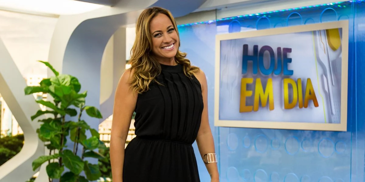 Renata Alves no Hoje em Dia (Foto: Reprodução - Record)