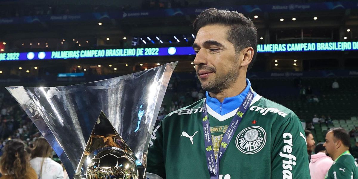 Abel Ferreira já conquistou 9 títulos com a camisa do Palmeiras (Reprodução: Internet)