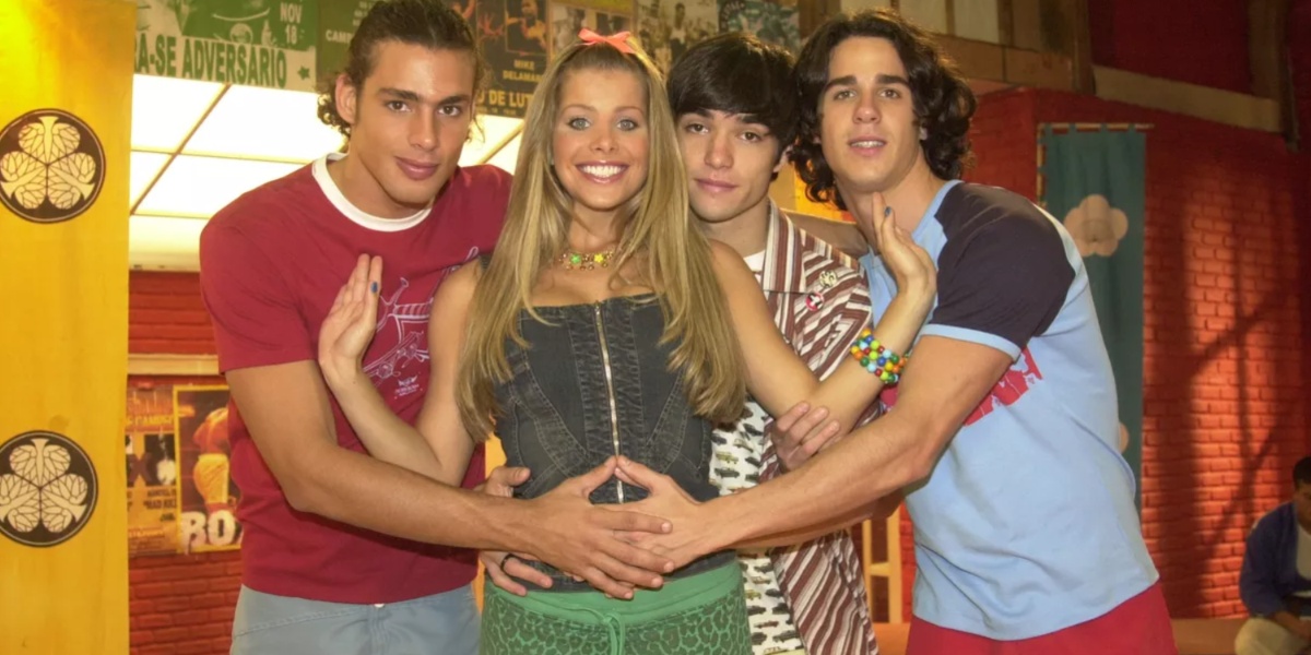 http://tvfoco.uai.com.br/wp-content/uploads/2015/05/Daniela-Mercury.jpg