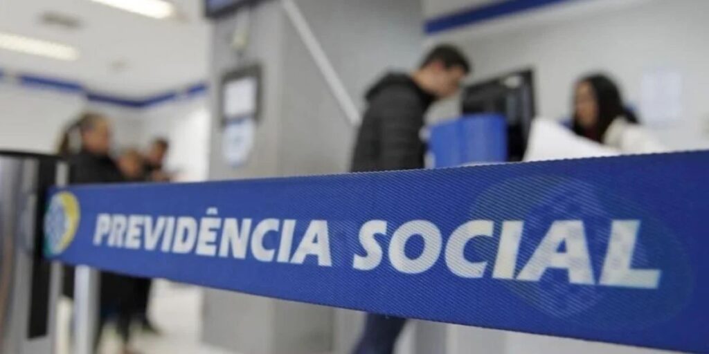 Veja o que fazer para garantir 2 salários mínimos de aposentadoria (Foto: Previdência Social)