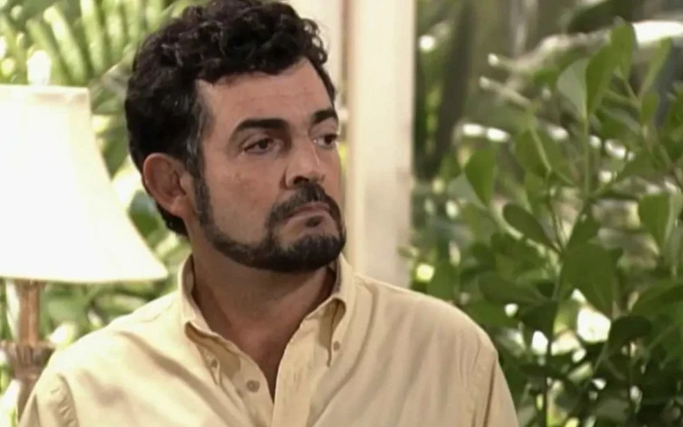 Buza Ferraz como Ivan (Reprodução/Internet)