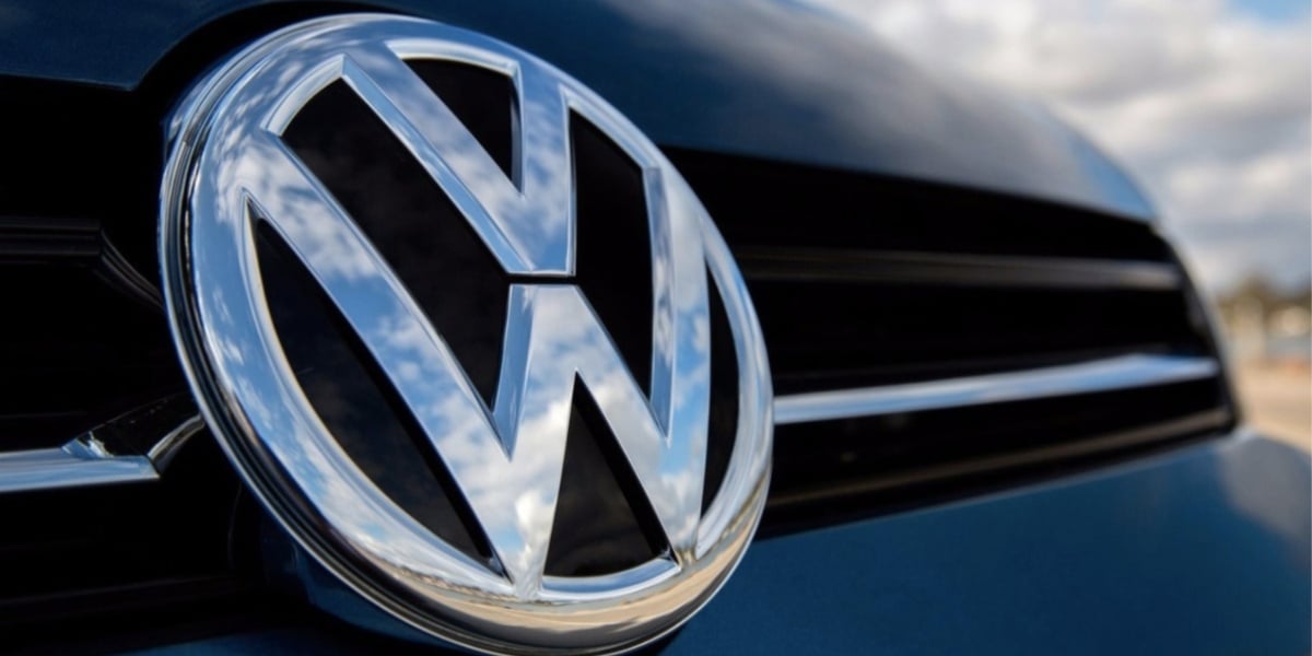 Montadoras como a Volkswagen, Chevrolet e Hyundai suspenderam a produção de carros no Brasil (Foto: Reprodução/ Internet)