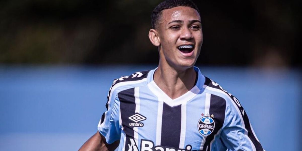 Mais um atacante pode deixar o Grêmio depois de Suárez -Foto Reprodução Internet