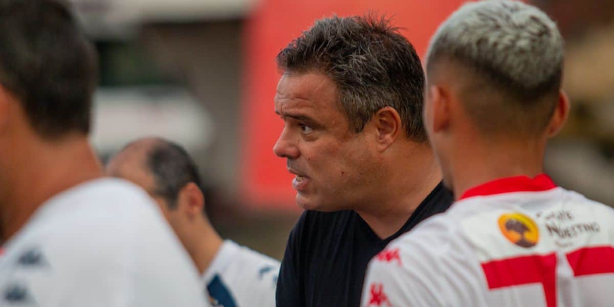 Demissão urgente: Técnico de gigante do Brasil não resiste e dá adeus já na 3ª rodada: "Não faz mais parte" - Foto Reprodução Internet
