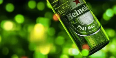 R$2,2 bilhões na mesa: A compra colossal da Heineken de gigante das bebidas para aniquilar a AMBEV no Brasil
