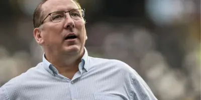 ADEUS por 1 BILHÃO: Textor aceita vender SAF e esculacha o próprio time: “Quero um clube que ganhe campeonatos”