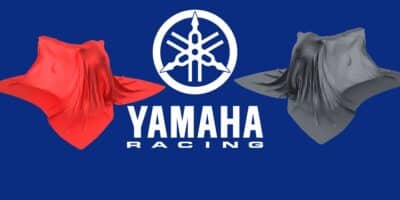 Logo da Yamaha e motos cobertas - Foto Reprodução Internet