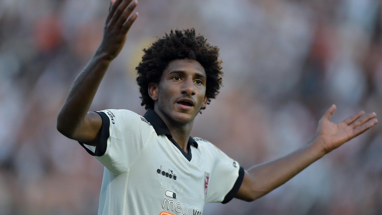 -Talles Magno (reprodução - Internet)- http://tvfoco.uai.com.br/wp-content/uploads/2015/05/Daniela-Mercury.jpg