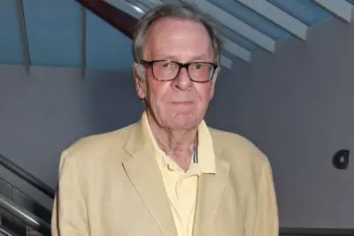 Tom Wilkinson - Foto Internet Tom Wilkinson - Foto Internet