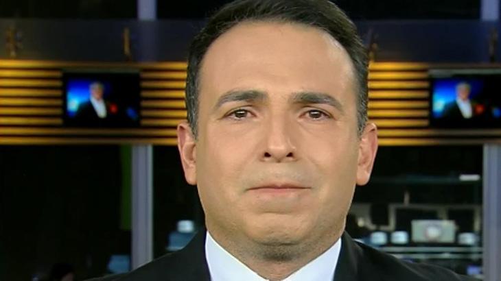 Reinaldo Gottino confirmou morte ao vivo na Record (Foto: Reprodução/ Internet)