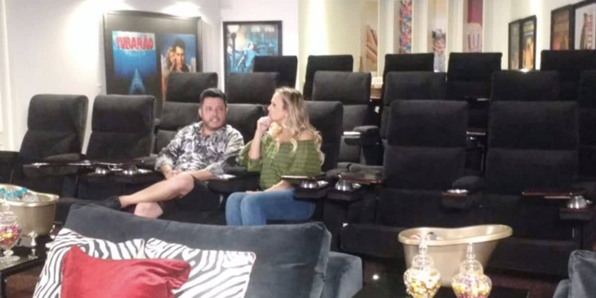 Sala de cinema (Reprodução/Internet)