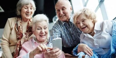 Idosos 60+ garantem 5 presentões (Reprodução/Internet)