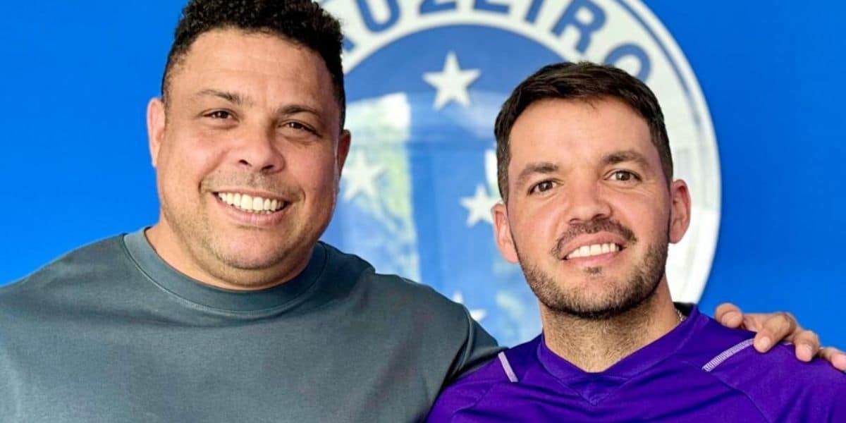 Estão oficialmente fora: Ronaldo e Larcamón não perdoam acabam de dispensar 2 atacantes do Cruzeiro de uma vez - Foto | Reprodução: Internet