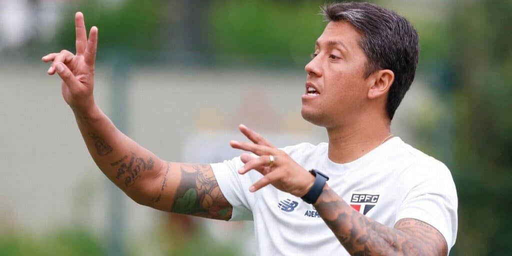 O treinador de futebol - Foto Internet