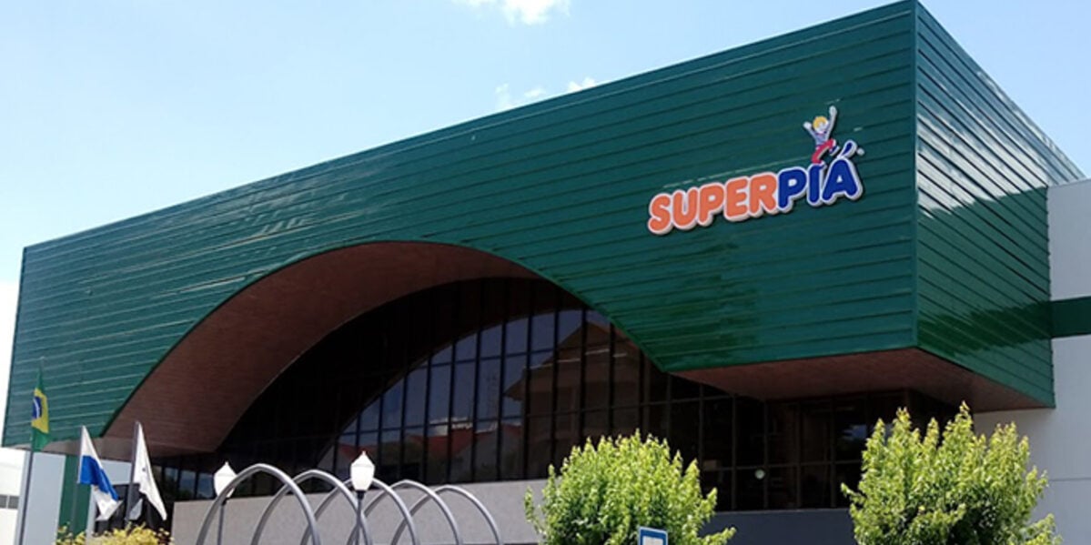 uma das medidas tomadas pela Cooperativa Piá, que permanece em plano de reestruturação, foi vender o último supermercado da rede que ainda estava aberto.