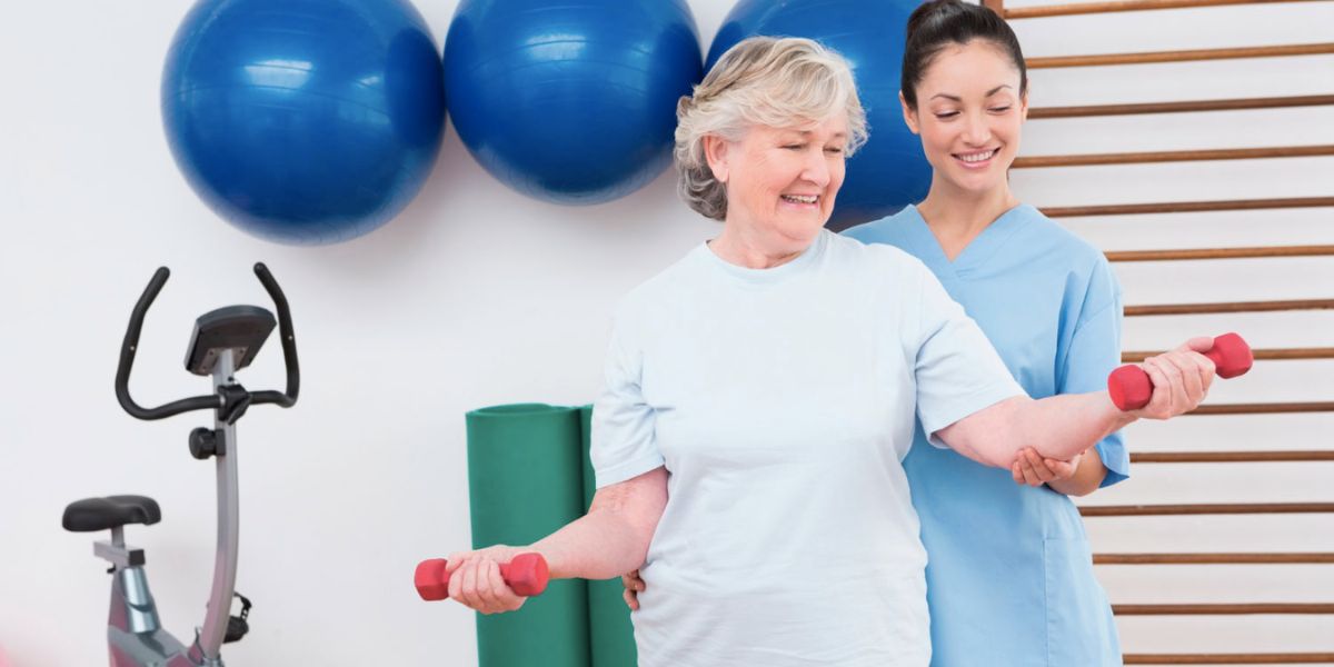 Idosos têm direito a consulta fisioterápicas (Reprodução/Internet)