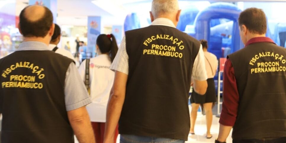 Fiscalização autua agências Caixa e Bradesco (Foto: Reprodução/ Internet)
