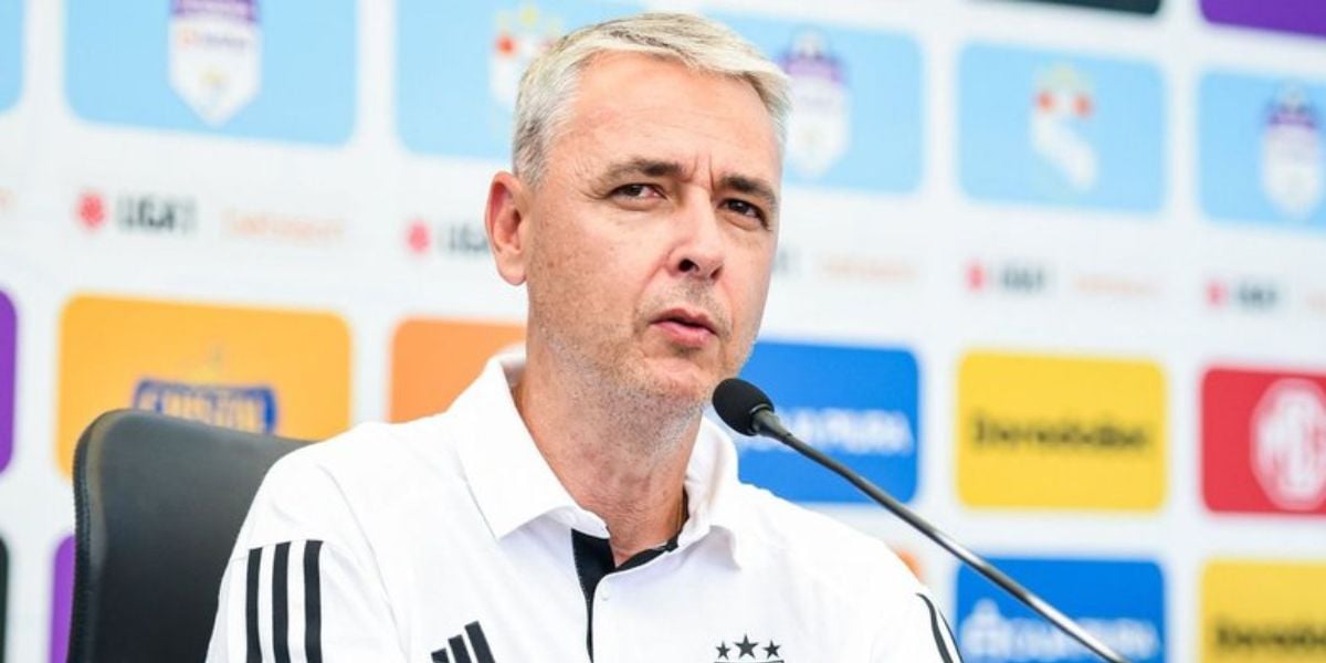 Tiago Nunes no Sporting Cristal - Divulgação/Sporting Cristal