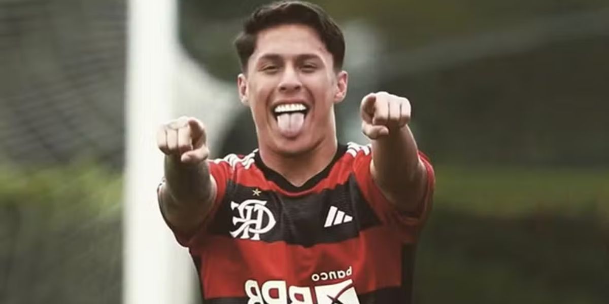 Weliton na comemoração de um dos gols marcados na Copinha — Foto: Divulgação/Flamengo