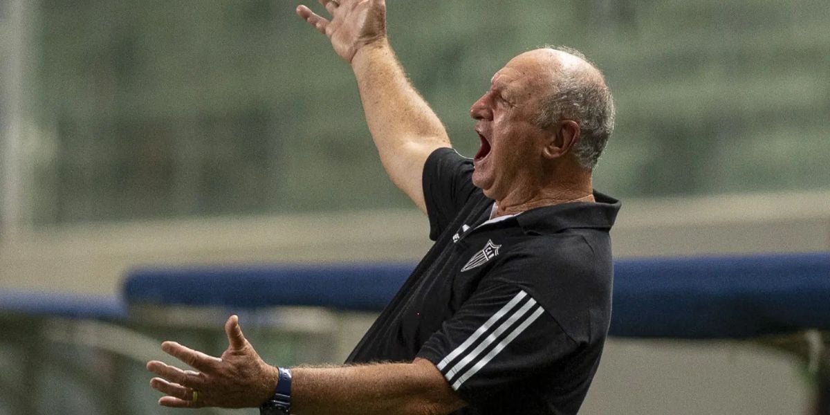 Felipão reclamando em um jogo do Atlético-MG - Foto: Icon Sport