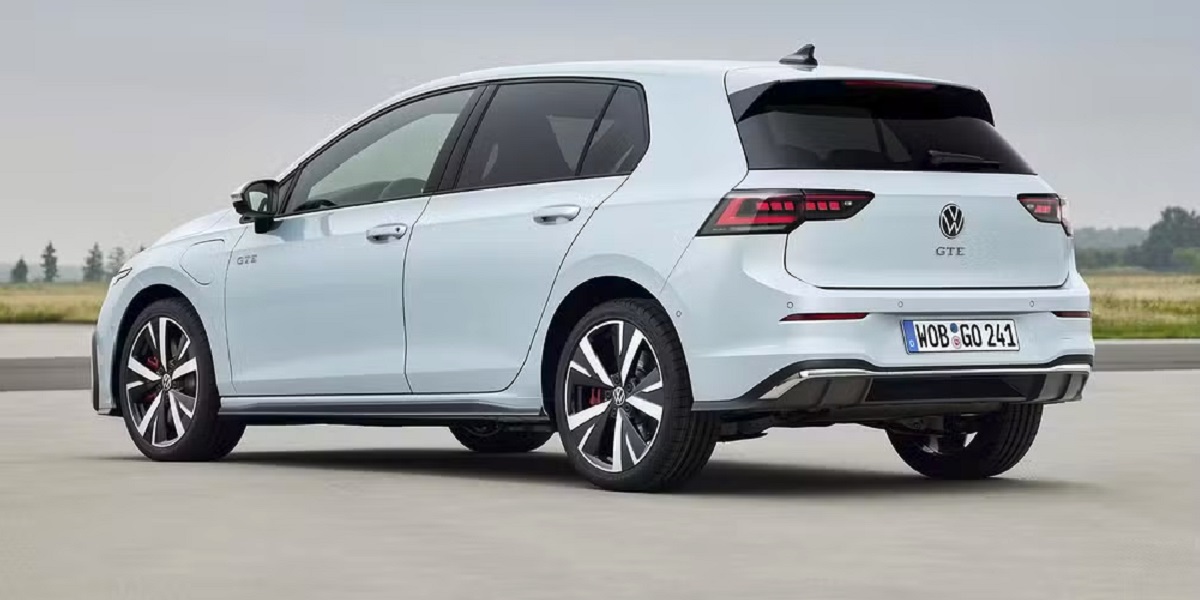 Volkswagen Golf (Foto: Reprodução/ Internet)