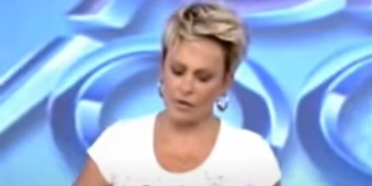 Em 2008, Ana Maria Braga interrompeu o Mais Você para xingar Marcelo Silva, ex-marido de Susana Vieira (Foto: Reprodução / TV Globo)