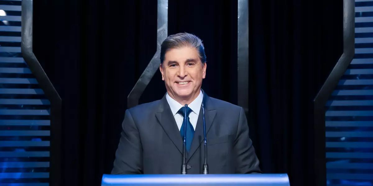 http://tvfoco.uai.com.br/wp-content/uploads/2015/05/Daniela-Mercury.jpg