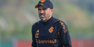 FORA dos planos de Coudet: Craque do Internacional está dando adeus pra assinar com gigante