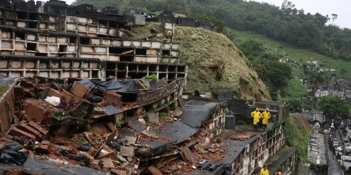 Destruição causada pelas chuvas no Rio - Foto: Internet