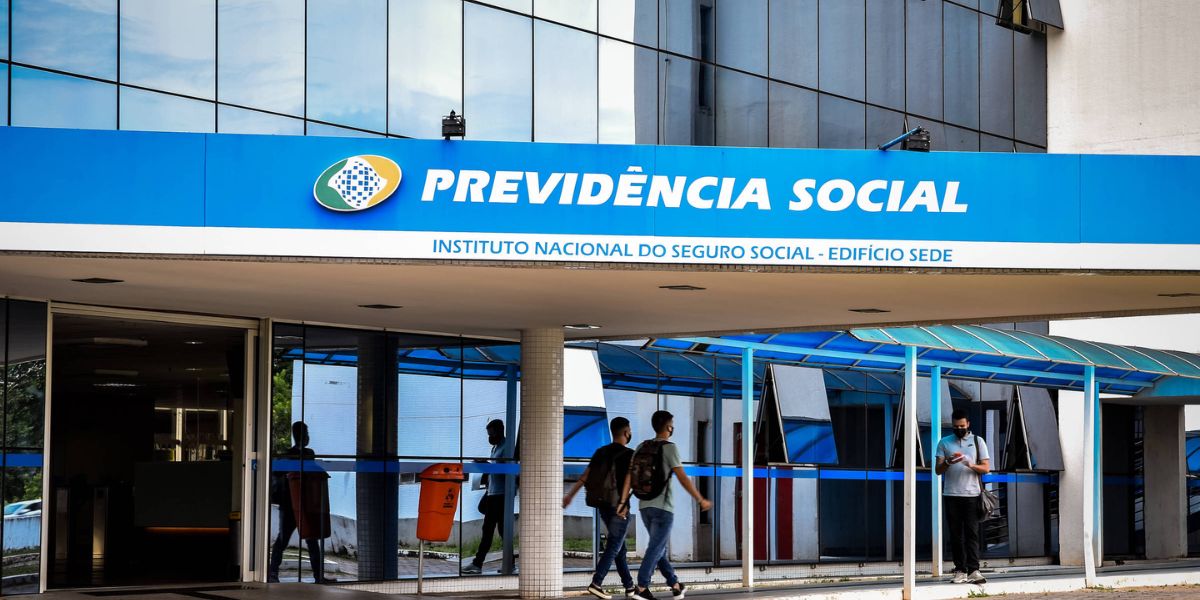 INSS é um dos principais programas do governo (Reprodução: Internet)