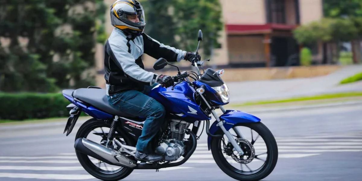 Essa é uma moto da Honda de até 170 cilindradas (Reprodução: Internet)
