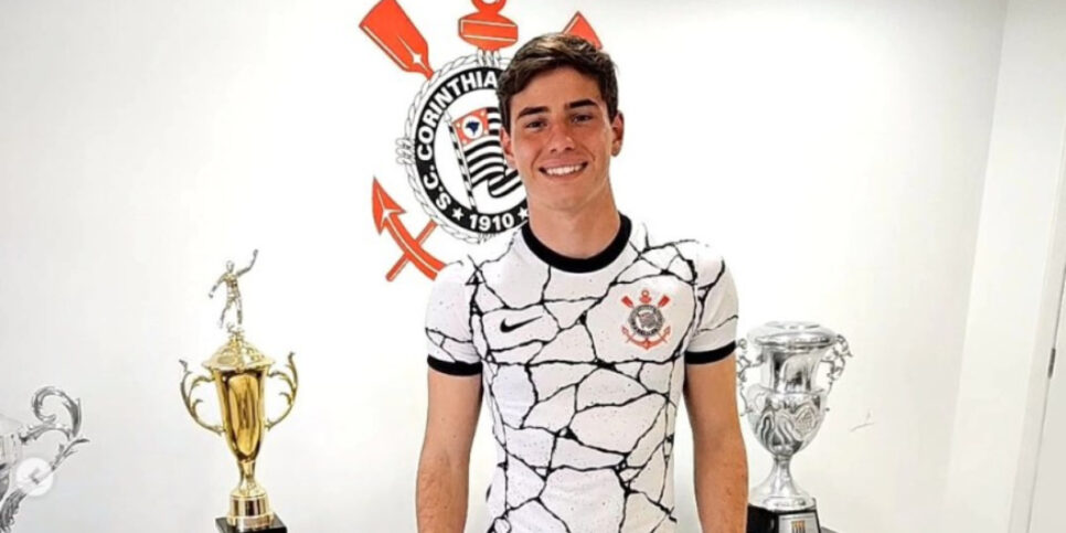Goleiro de 16 anos, Rafael Juwer é a nova aposta do Corinthians (Foto: Divulgação)