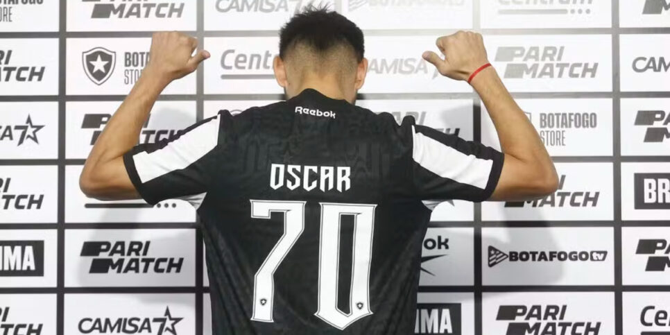 Óscar Romero é o novo Camisa 70 do Botafogo (Foto: Divulgação)