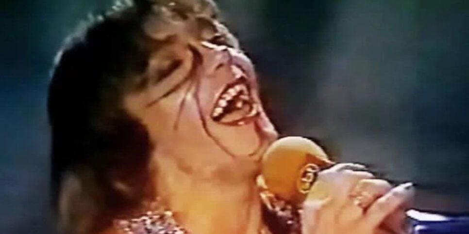 http://tvfoco.uai.com.br/wp-content/uploads/2015/05/Daniela-Mercury.jpg