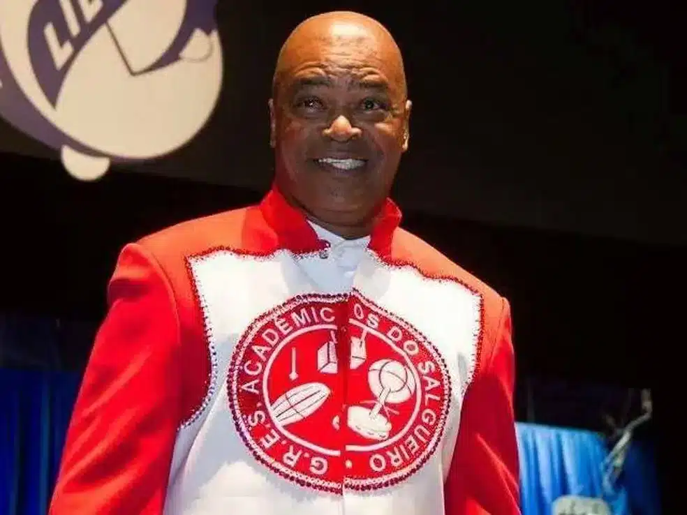 Quinho do Salgueiro foi um dos cantores que teve a morte confirmada no Jornal Nacional (Foto: Reprodução/ Internet)