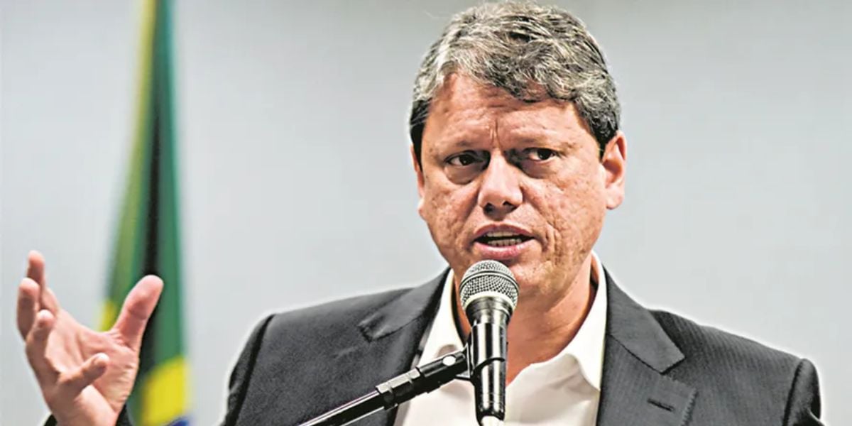 Tarcísio de Freitas anunciou a nova linha (Reprodução/Foto: Roberto Casimiro/Fotoarena/Agência O Globo)