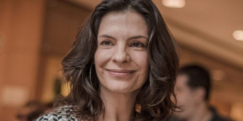 Atriz segue carreira artística fora da Globo (Reprodução/UOL)