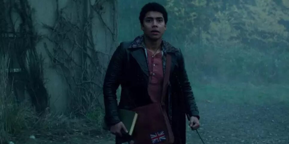 Chance Perdomo como Ambrose Spellman  (Foto: Divulgação)