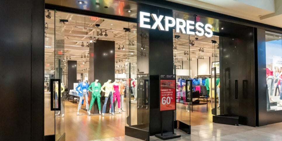Express Inc vende algumas de suas lojas (Foto: Reprodução - CNN)