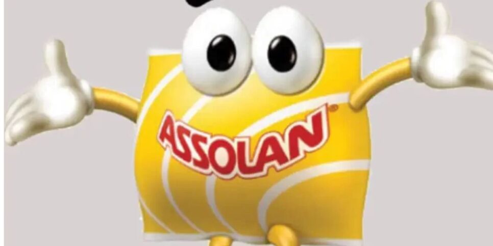 Boneco Assolan  (Foto: Reprodução / Internet) 
