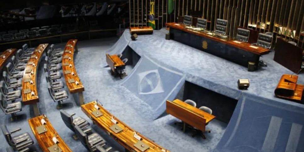 No momento não há nenhuma proposta legislativa sobre um 14° salário em andamento no Senado Federal (Foto: Reprodução/ Internet)