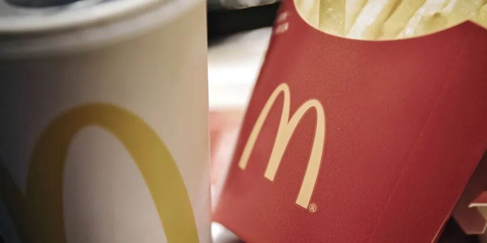 Refrigerante e batata frita do McDonald's (Foto: Reprodução / Bloomberg)