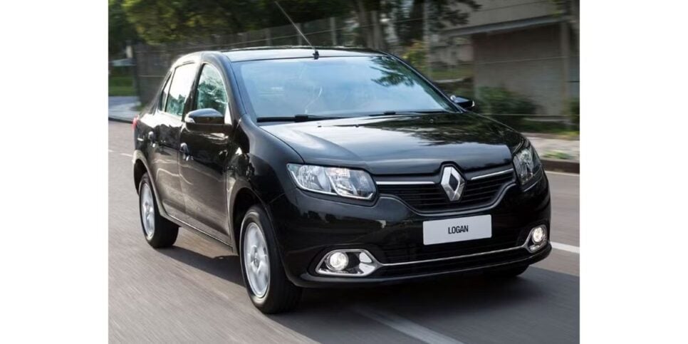 Renault Logan (Foto: Reprodução / Auto Esporte)